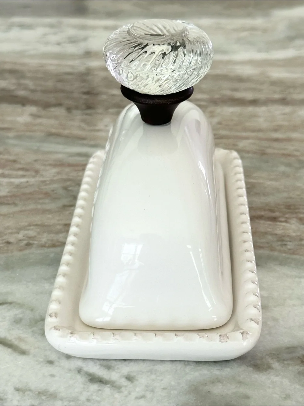 Pier 1 Farmhouse Style Hostess Dolomite White Ceramic Butter Dish Glass Knob